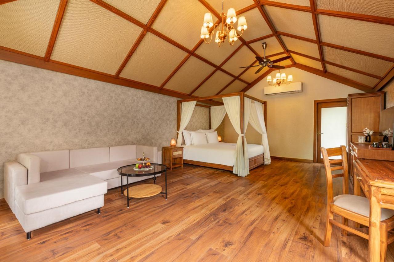 Zana Luxury Forest Resort, Ranthambore サワイ・マドプール エクステリア 写真