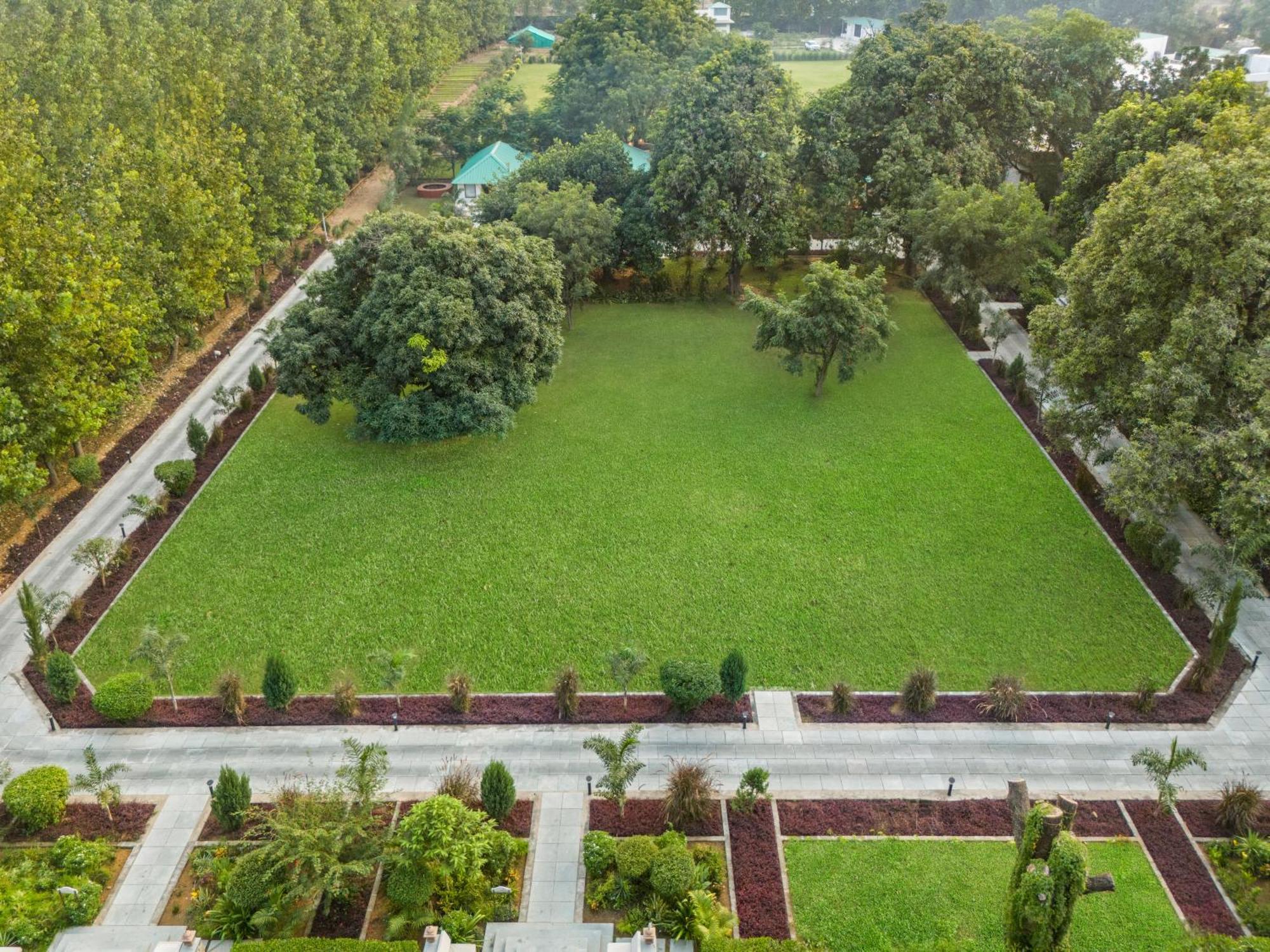 Zana Luxury Forest Resort, Ranthambore サワイ・マドプール エクステリア 写真