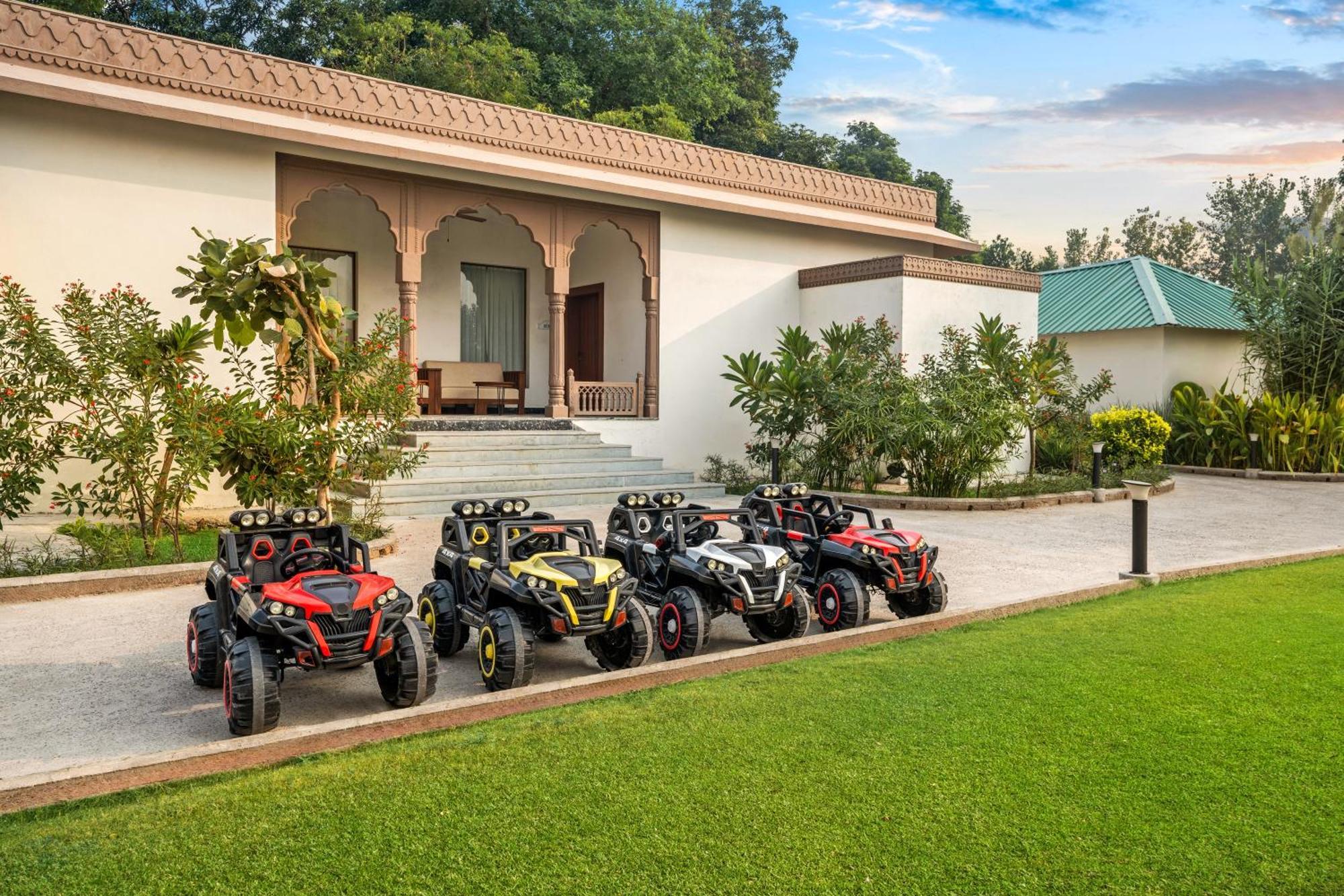 Zana Luxury Forest Resort, Ranthambore サワイ・マドプール エクステリア 写真